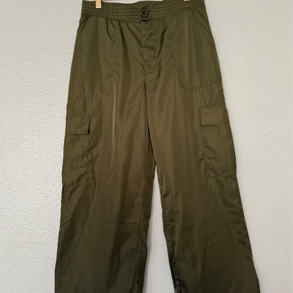 Haute monde Women’s  Cargo Pants size M